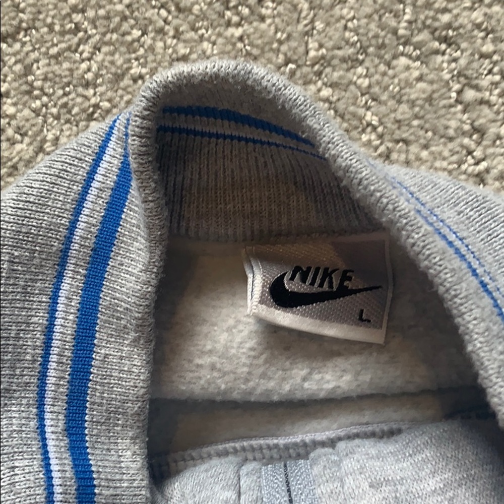 Nike Jacket - Picture 3 of 3